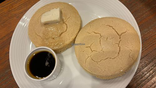 Maple syrup. They tasted like they look  at CHOICE in Kyoto