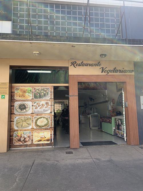 Opções veganas no buffet e opções de congelados também.  at Restaurante Vegetariano Novo Tempo in Divinopolis