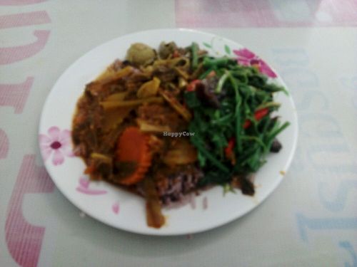 Rice with three curries at Nam Heng Vegetarian in Phuket