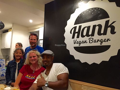Kimatni and some Vegan Pros at Hank Cuisine Végétale - Archives in Paris