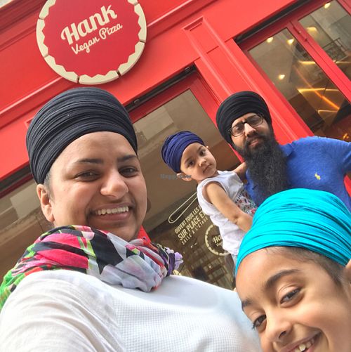 Us at Hanks at Hank Cuisine Végétale - Archives in Paris