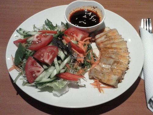 Sunflower Thai vegan restaurant running by the vegan family from Thailand together with vegan boys and girls
working hard to created Delicious vegan food offering to the world not thing so spacial in Sunflower But a 100% VEGAN       at Sunflower Thai Vegetarian Restaurant in Auckland