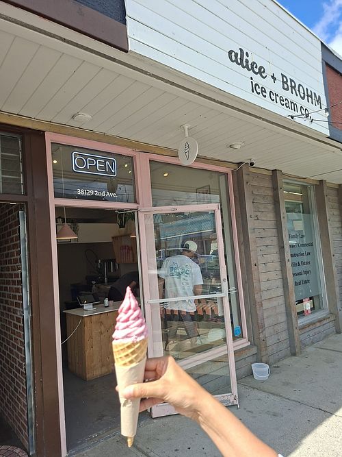 Coconut raspberry ice cream 🍦 at Alice + Brohm - Downtown in Squamish