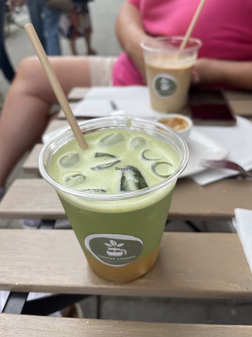 Came back for an iced jasmine and peach ice tea and banana bread, very good🙌  at COFFEE GARDEN in Krakow