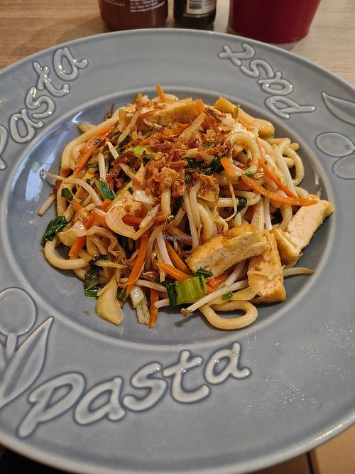 Udon Nudeln mit Tofu at Dodo Vietnamesische Küche in Salzburg
