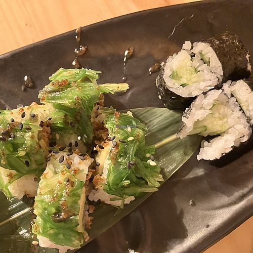 Sushi vegetal  at Sibuya Urban Sushi Bar in Badajoz