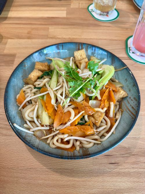  at Pho 1990 in Kiel