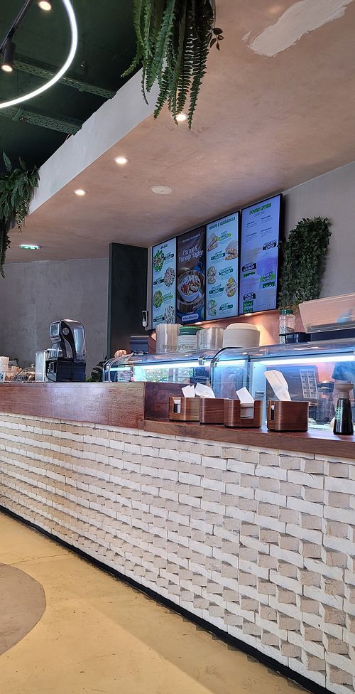 The counter at eeetwell in Antwerpen