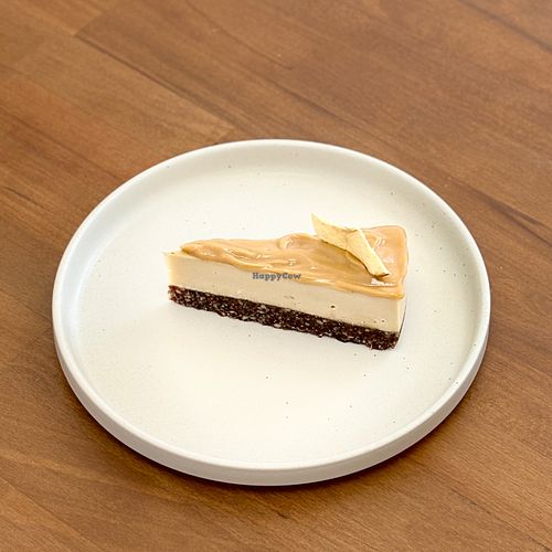 Tort Caramel raw vegan /100g -120g
Price 160 lei / kg at Osso Raw Vegan in Craiova