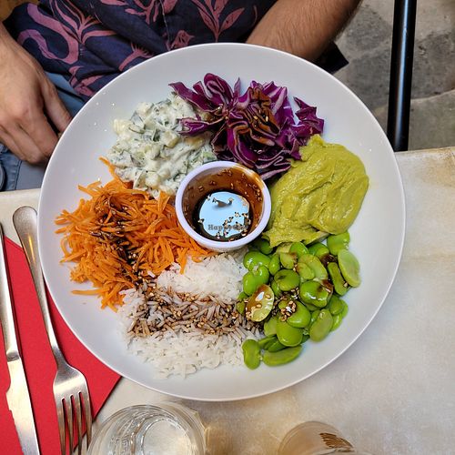 Buddha bowl at Le Poisson Verre in Pezenas