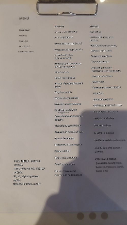 Menú fin de semana at Vertisol in Les Preses