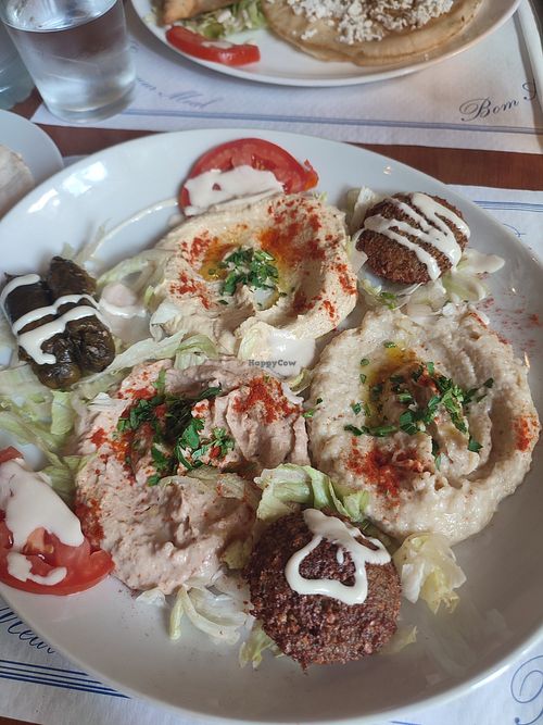 Plat combinat at Simbad in Barcelona