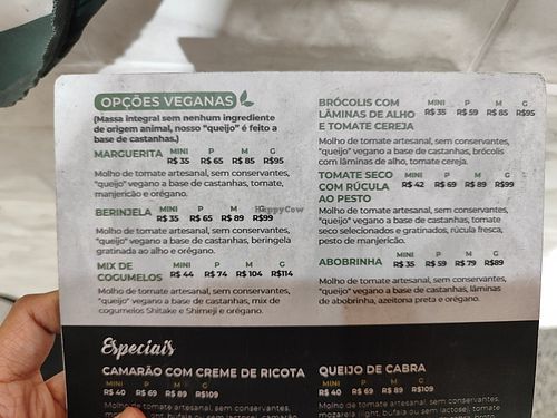 Eu amo a Brócolis e a de Abobrinha at Razza Pizza Saudável in Rio De Janeiro