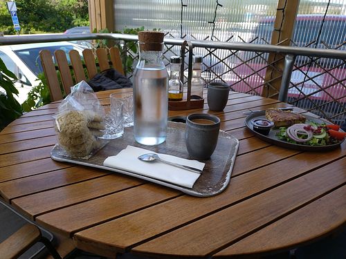 Water is included without surcharge at Restaurang Vardagslyx i Örnsköldsvik in Oernskoeldsvik