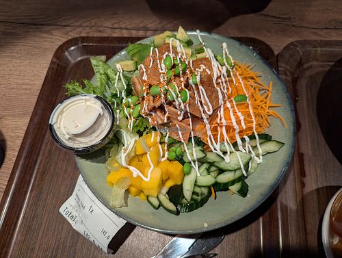 vegan bowl at ChopChop in Nykoping