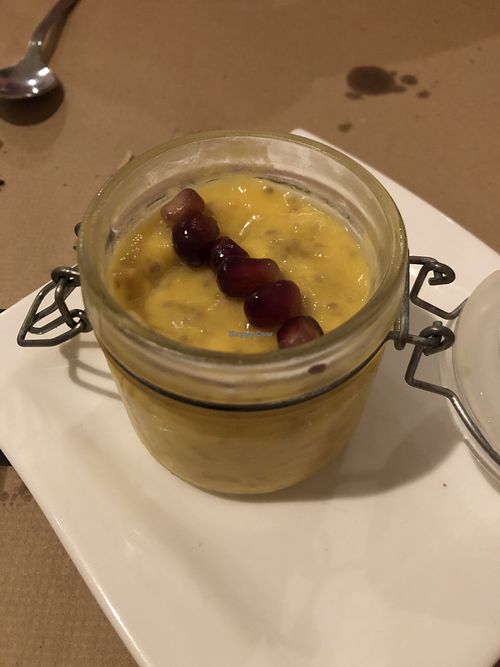 Postre de mango y chia at Sesamo in Barcelona