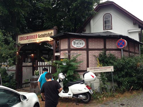 Outside view at Edelsberger in Baden