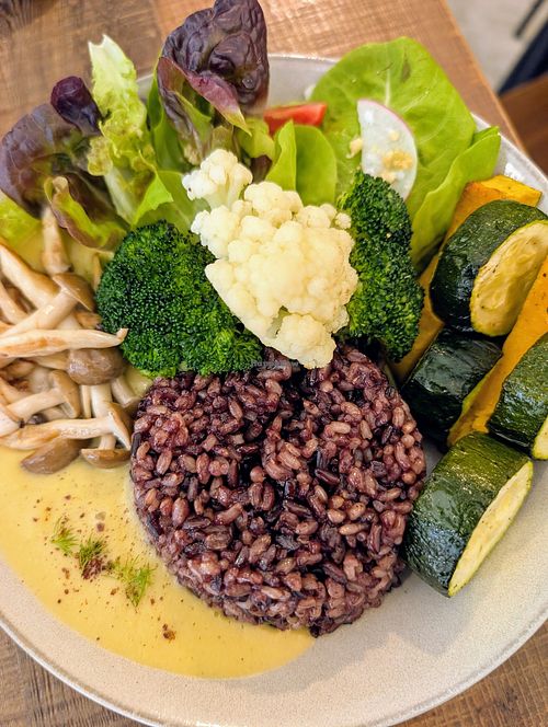 Vegetables and rice curry at Dream Eater Snoreatery - 食夢 Snoreatery in Taipei