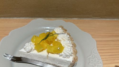 Pineapple tartt  at Naki - vegan sweets in Osaka