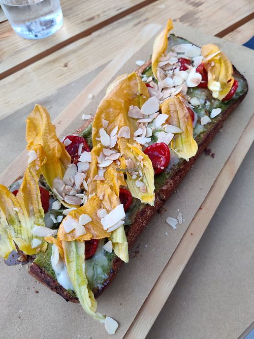 Vegan bruschetta at Invilla in Thiene