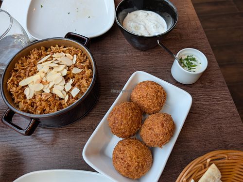  at La Famille Syrienne in Rouen