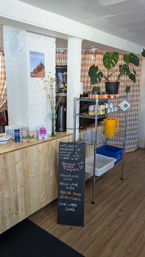 Menu boisson at Saison Deli in Rimouski