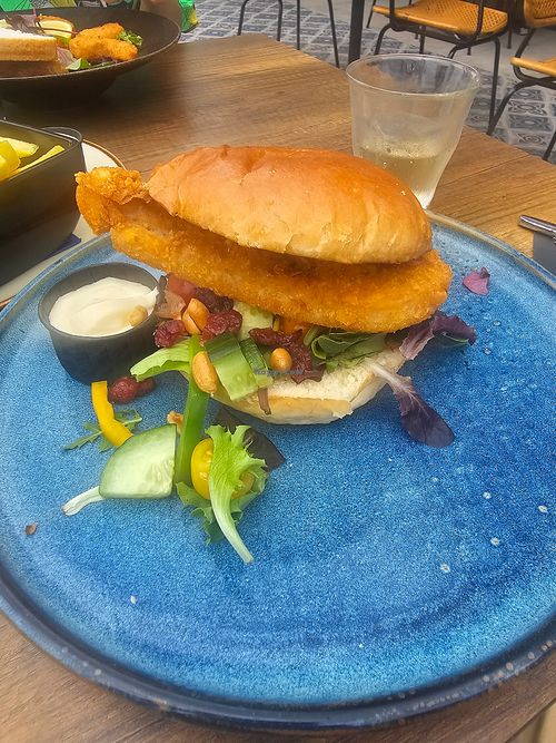 Vegan visburger at Waddengenot Aan Zee in Groningen