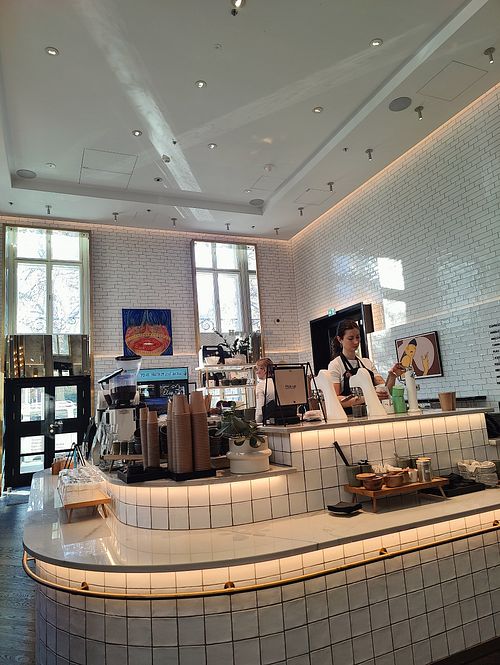 Center at Elias Coffee Shop in Vienna