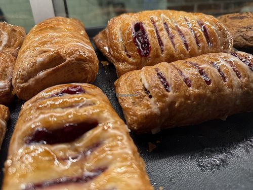 vegan cherry danish  at backWERK - Hachmannplatz in Hamburg