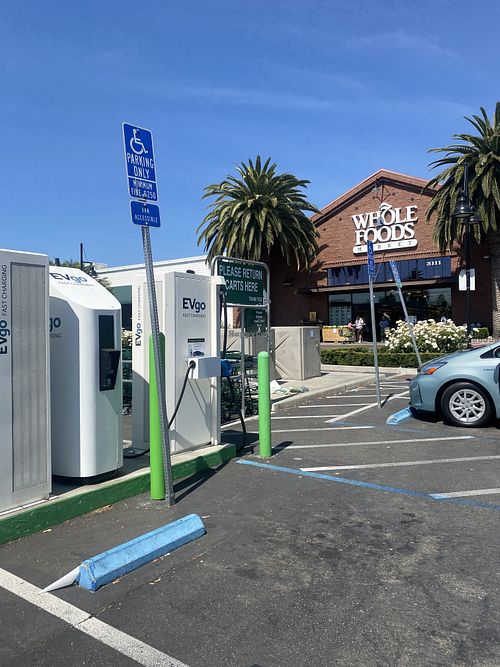 Running errands and made a pit stop | EV Charging Stations In Front  at Whole Foods Market in Fremont