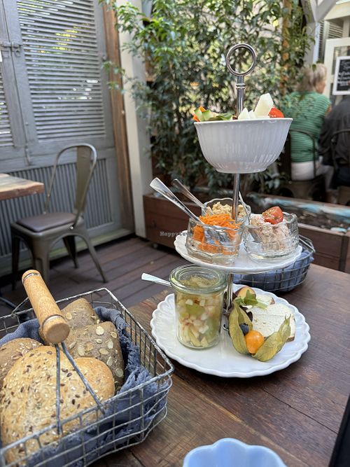 Veganes Frühstück auf der Dachterasse  at Ut'...das ist es ! in Boblingen
