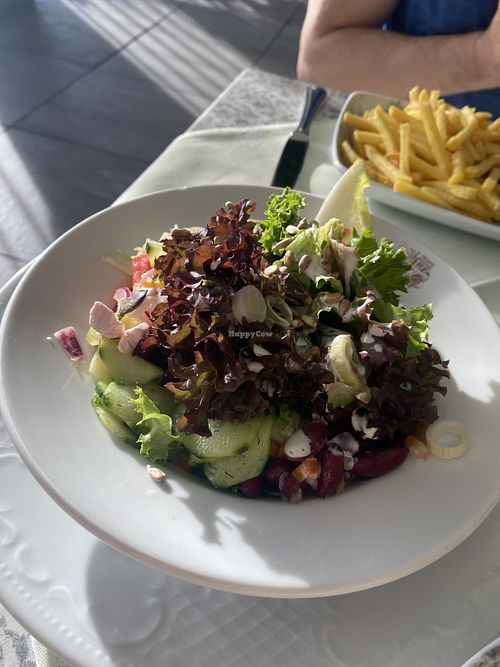 Salad with vegan cheesee  at Après Post Hotel in Kloesterle