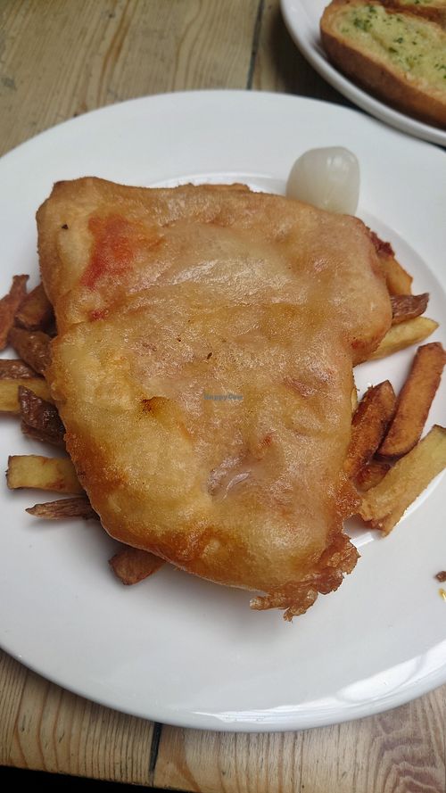 Pizza Crunch, deep fried pizza, typical Scottish dish at Mono in Glasgow