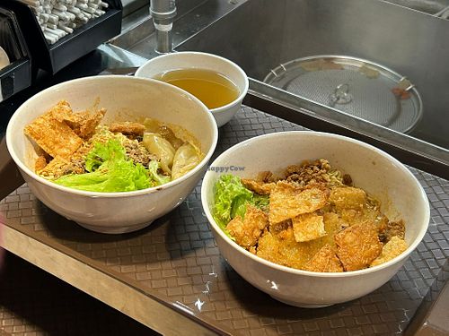 2 bowls of kolo mee.
Photo by Henry Lau aka Mr Purple. at Origanics Vegetarian - Woodleigh - 启点 in Central Singapore