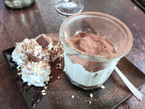 Tiramisu (vegan) at Ô Petits Pâtons in Toulouse
