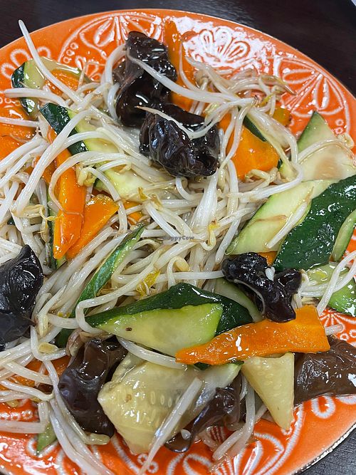 Verdure miste saltate at Loong Cucina Cinese in Piacenza