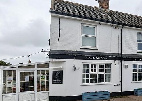 Full vegan lunch and main menus  at The White Horse in Lowestoft