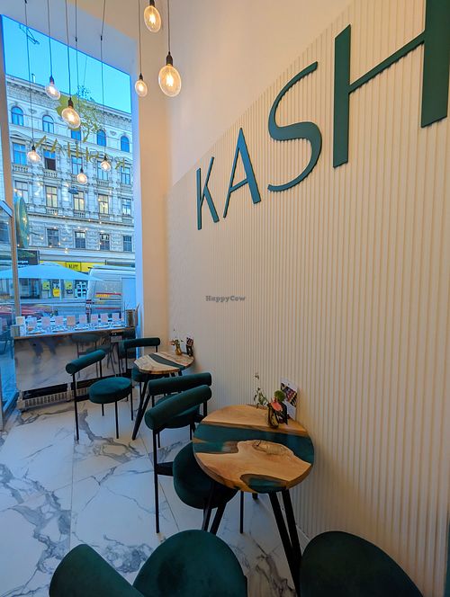  at Kashtan in Vienna