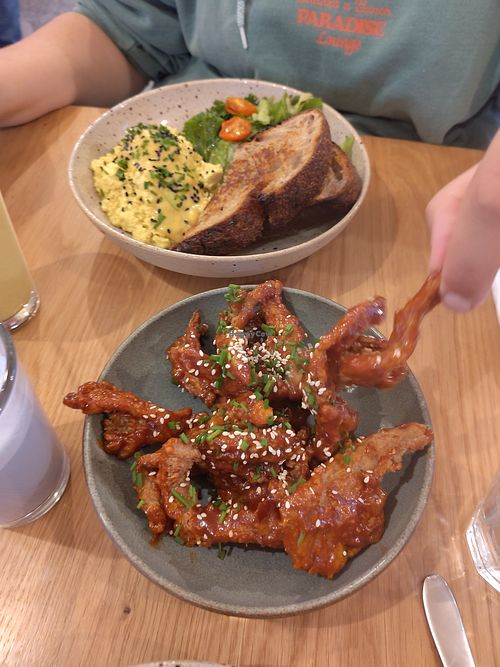 Mushrooms and tofu scramble at Kafé Oransjeriet in Stavanger