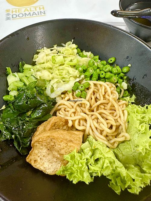 干捞面 with veggies and using ramen. Requested no mock meat.   at  Wanyuan Vegetarian 万缘素食 - Woodlands in North Singapore