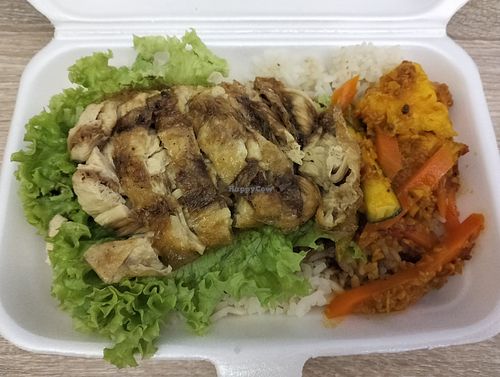 Vegetarian Chicken Rice (made of bean curd skin) at Flygod VegeCafe 翔一素食料理 - Vidacity in East Singapore