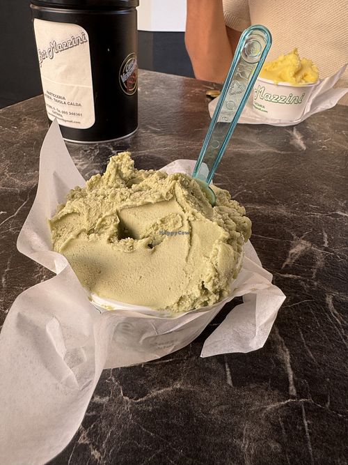 Wirklich gutes veganes Pistazien Eis!!   at Caffe Vergnano in Catania
