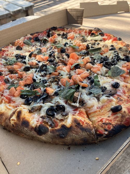 Vegan mozzarella. Chose my own toppings  at Pizza Machine in Milton