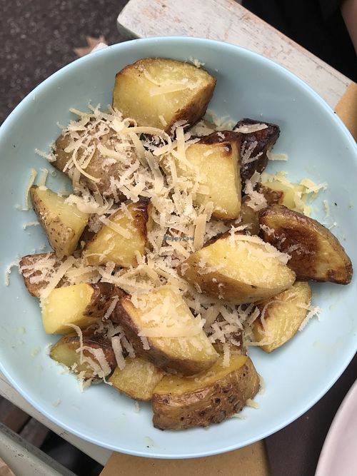 Potatoes with Gondino (vegan cheese) at Verde Pistacchio in Rome