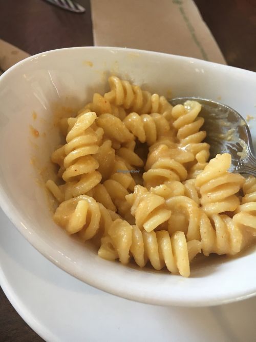 mac n cheese (cashew) at Native Foods in Glendale