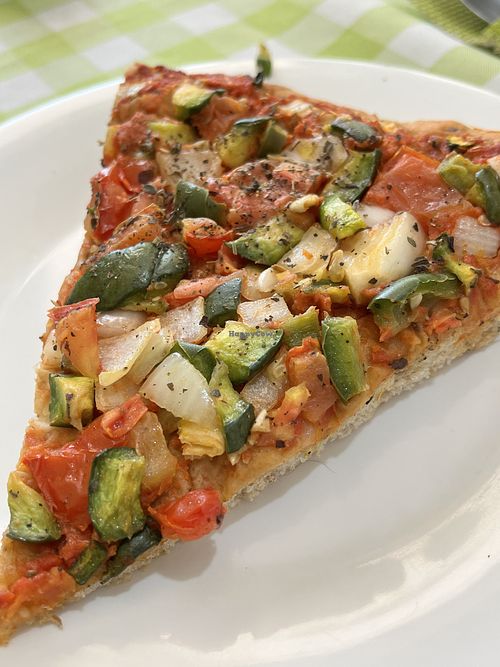 Vegan pizzaa  at KomerSano in Ciudad Del Este