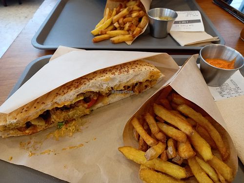  at Güstavo Gemüse Vebab in Lyon