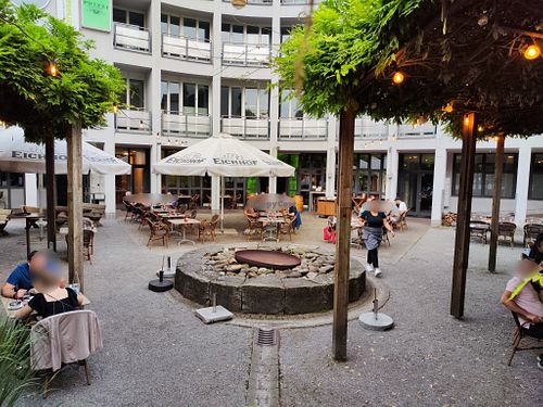 Outdoor seating at PRIZZI in Luzern