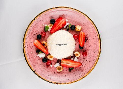  at Caesar's Restaurant & Lounge in Brissago