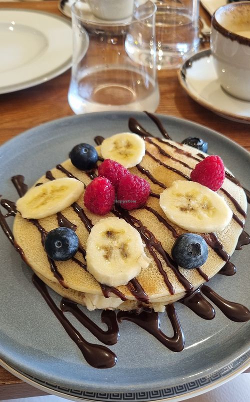 Pancakes with banana, berries & chocolate at Vrasserie in Porto